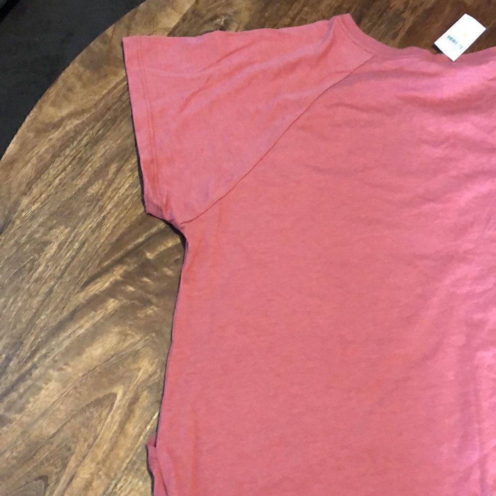 Old Navy Maternity Sunday Sleep top size M recycled material - Picture 6 of 7